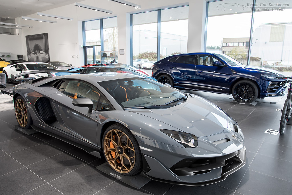 Lamborghini Aventador SVJ poster