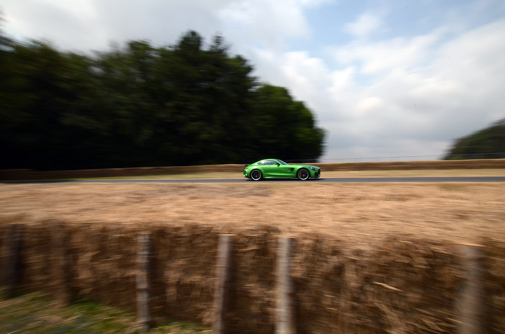 Mercedes AMG GTR autoposter